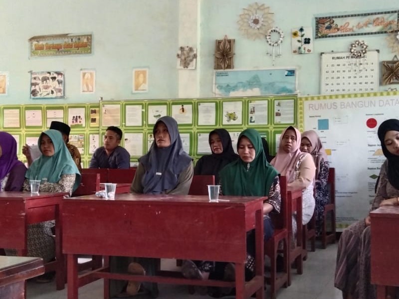KEGIATAN MUSYAWARAH BERSAMA WALI MURID TENTANG MASUK LIMA HARI ( FULL DAY )