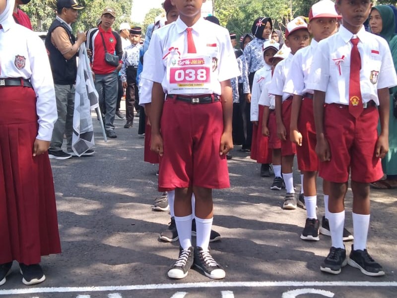 PELAKSANAAN GERAK JALAN TINGKAT SD/MI KECAMATAN SUBOH